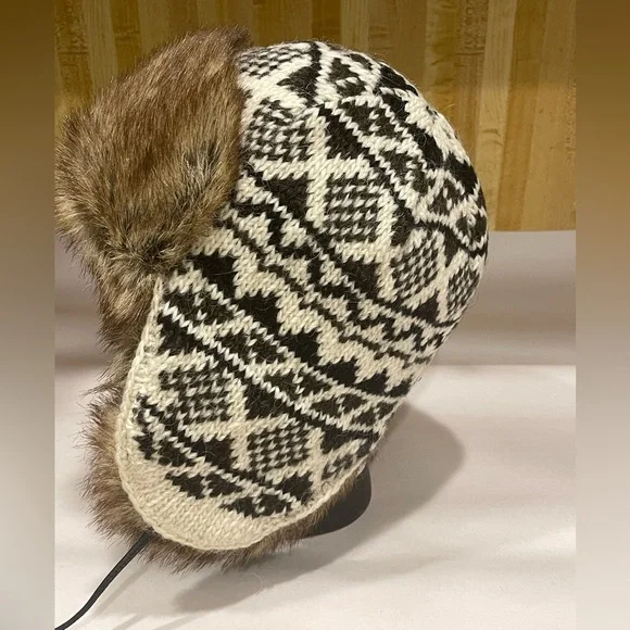 H. Davidsson. hat wool